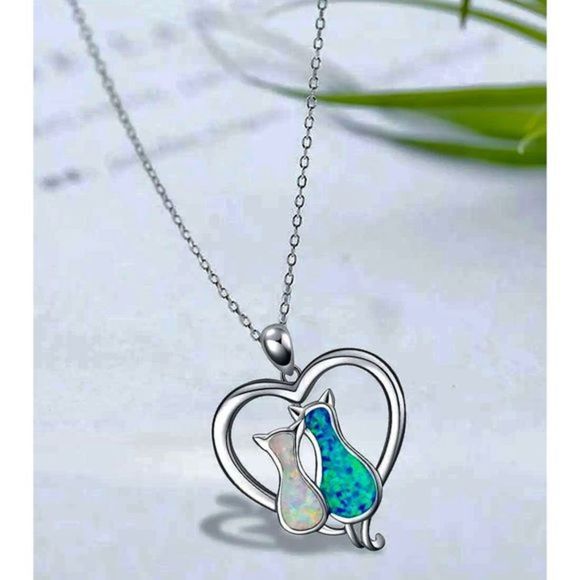 BLUE AND WHITE OPAL KITTY CAT LOVE NECKLACE - Picture 3 of 5